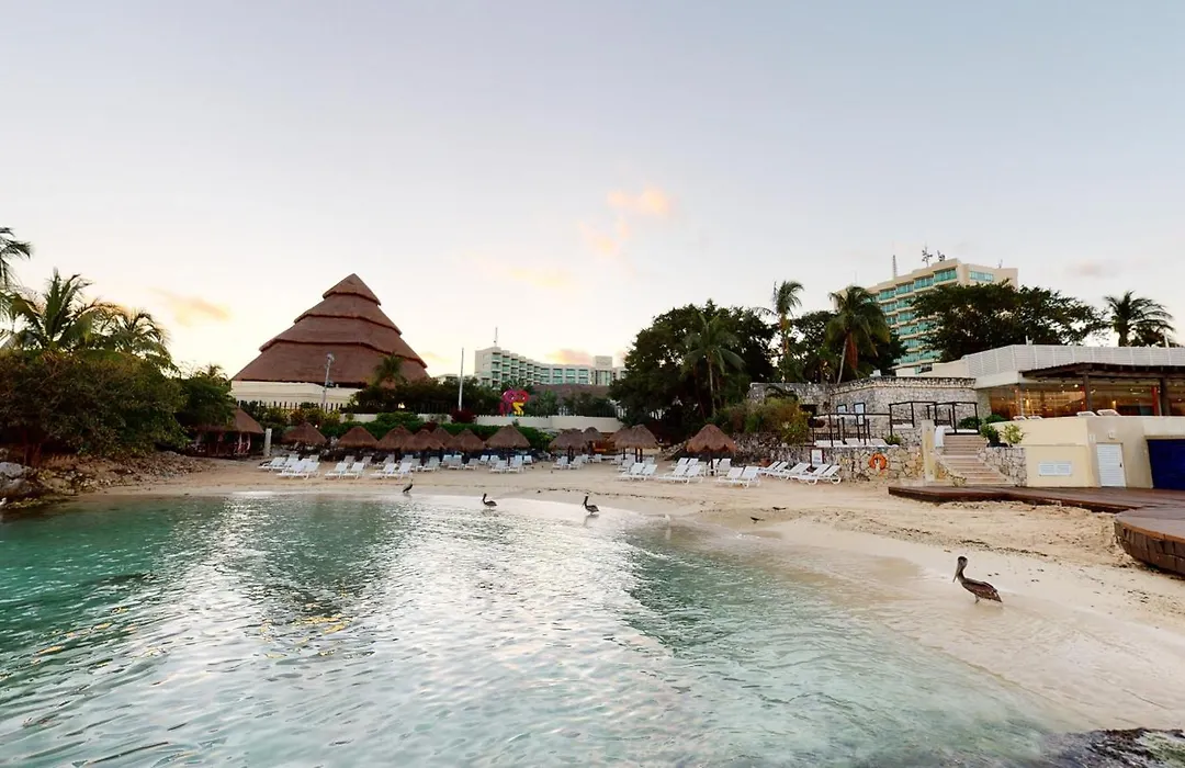 Grand Park Royal Cozumel-1