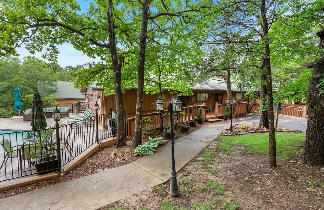 Cabins At Green Mountain-1