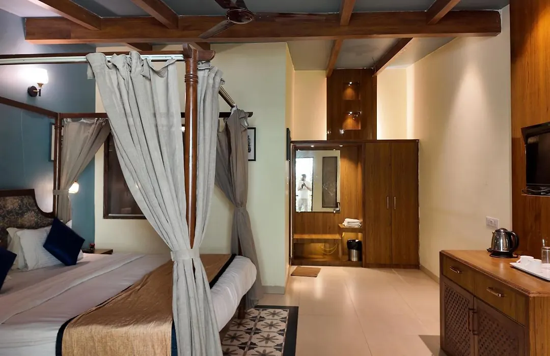Tangerine Boutique Resort-1