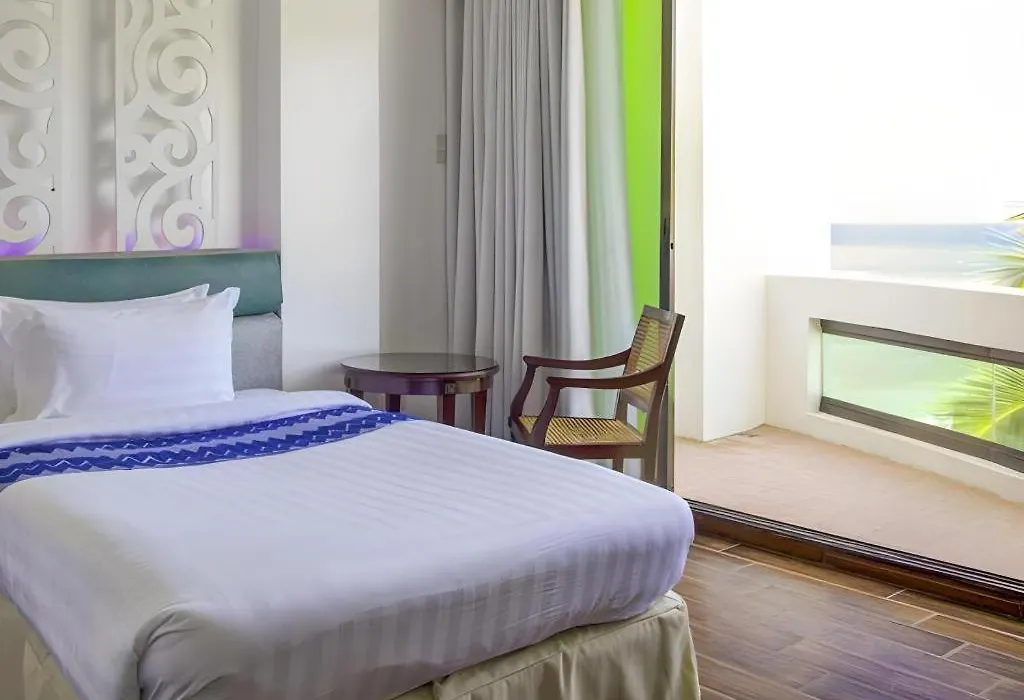 Vitalis White Sands-1