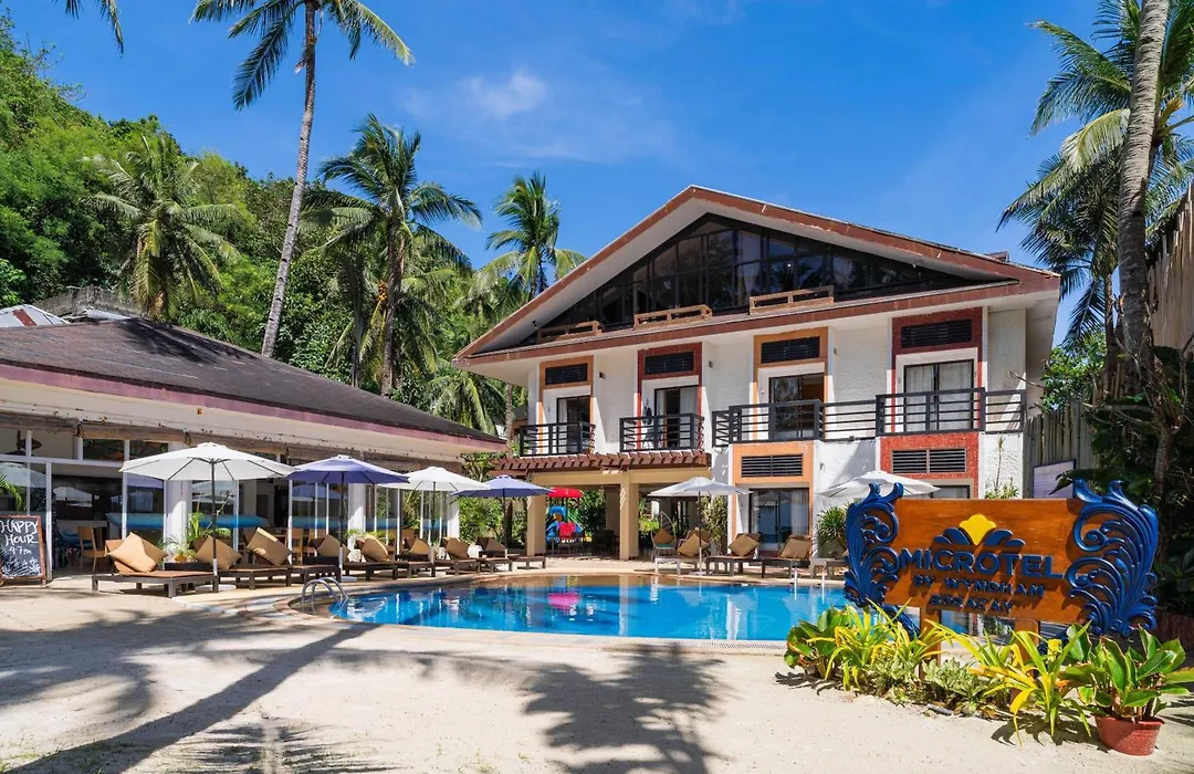 Microtel By Wyndham Boracay-1