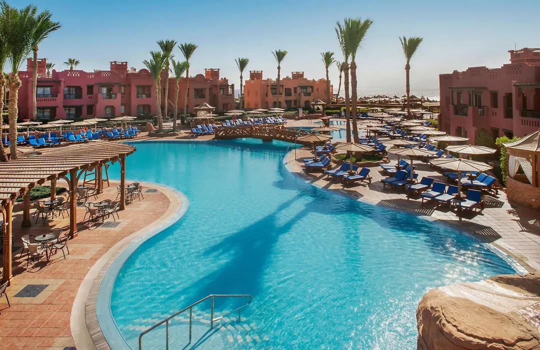 Charmillion Sea Life Resort-1
