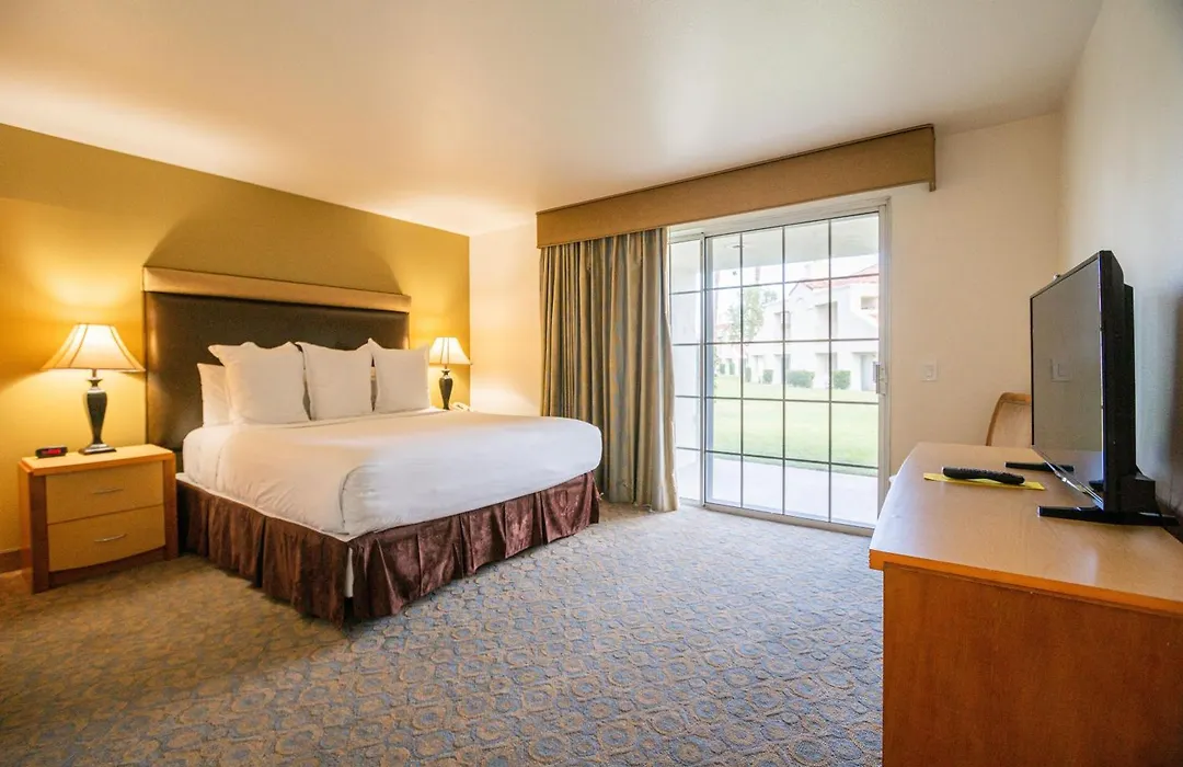 Desert Breezes Resort-1
