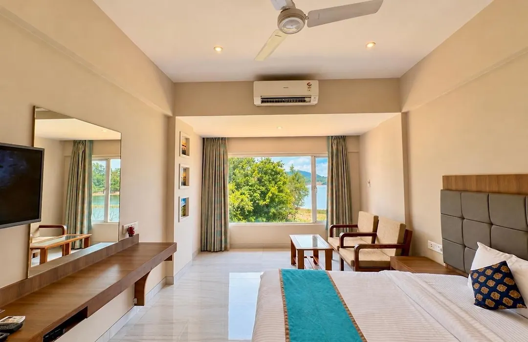 Lake View Resort Lonavala-1