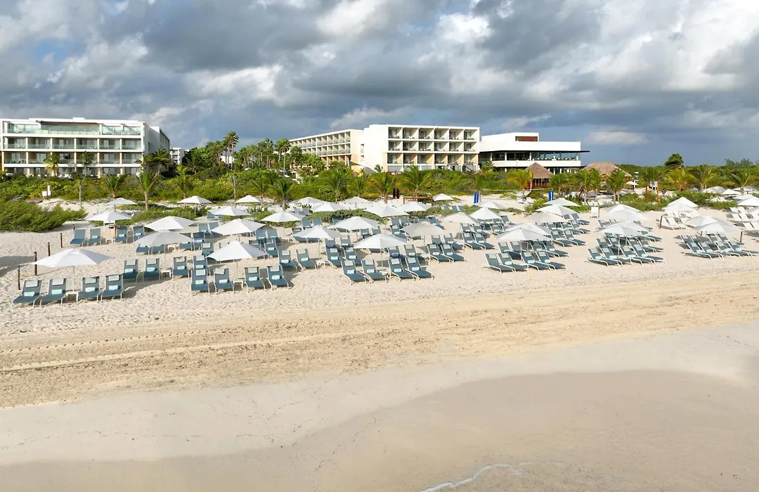 Family Selection At Grand Palladium Select Costa Mujeres-1