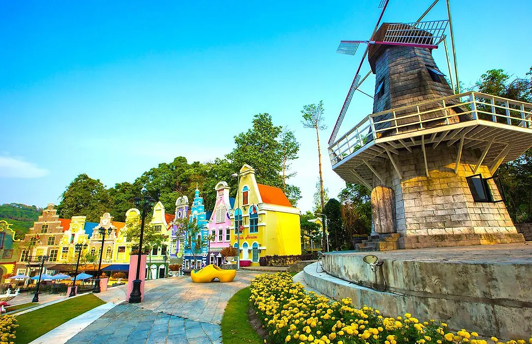 Brookside Valley Resort-1