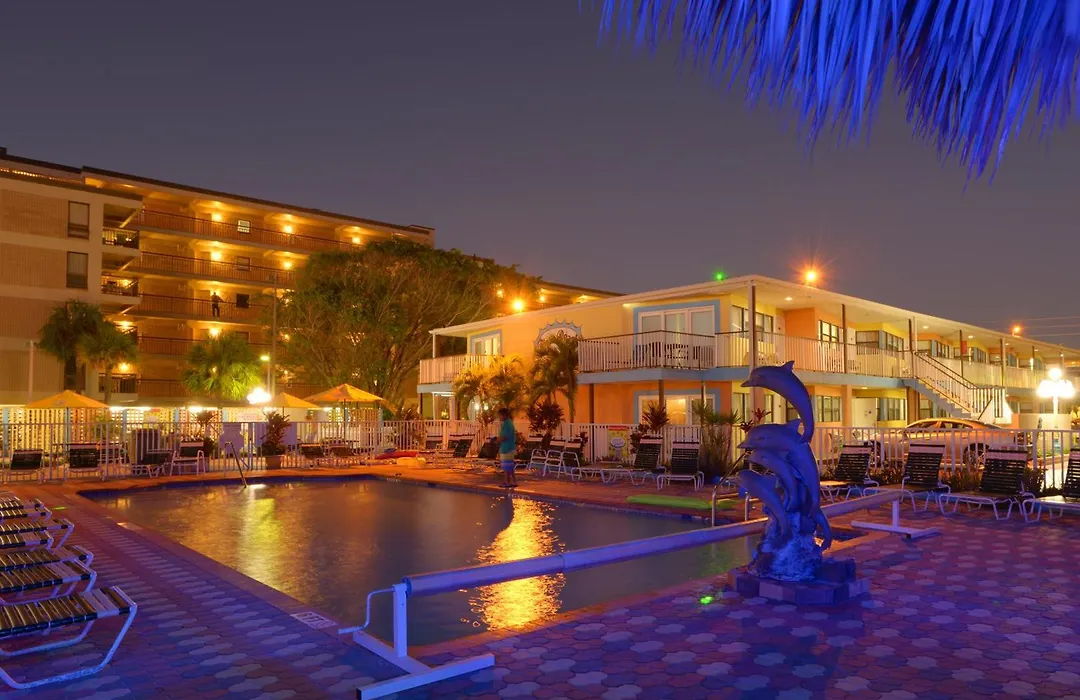 Plaza Beach Hotel - Beachfront Resort-1
