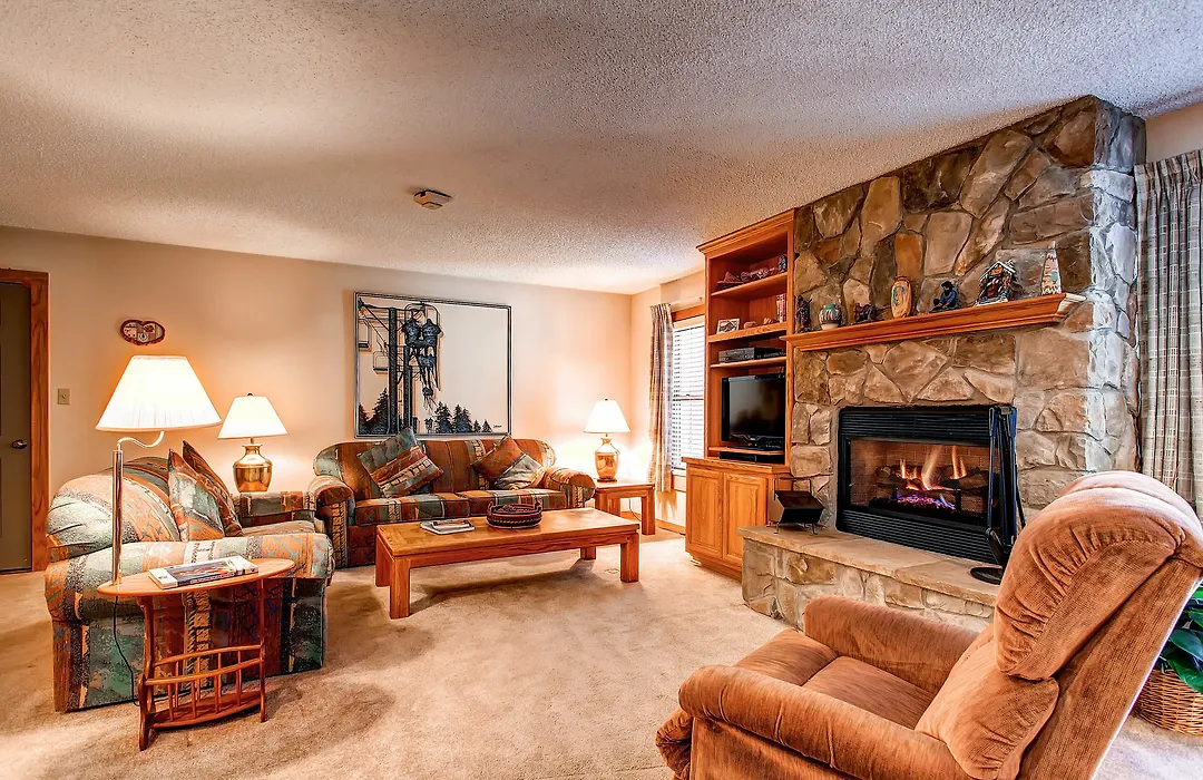 Tannenbaum Condominiums By Ski Country Resorts-1