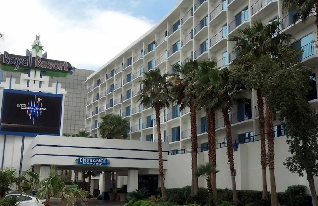 Royal Resort-1
