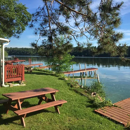 Rainbow'S End Resort Camp-3