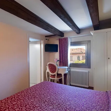 Venice Resorts GuestHouse vicino Piazzale Roma e Stazione-2