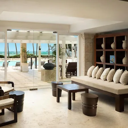 Tortuga Bay-2