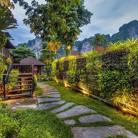 The Cliff Elegance Resort-2