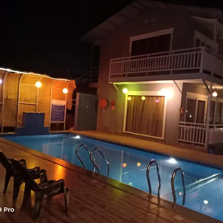 Sea Shell Beach Cottages & Suites-2