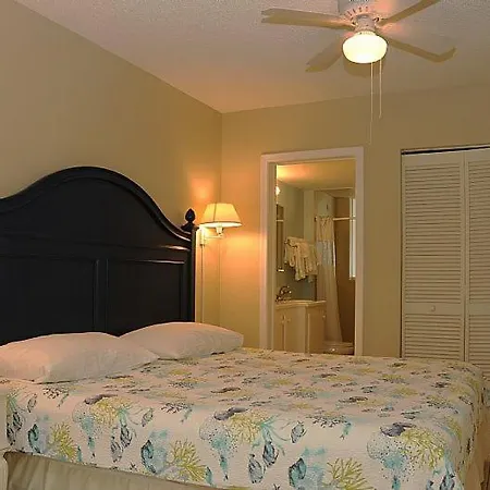 Berkshire By The Sea-3
