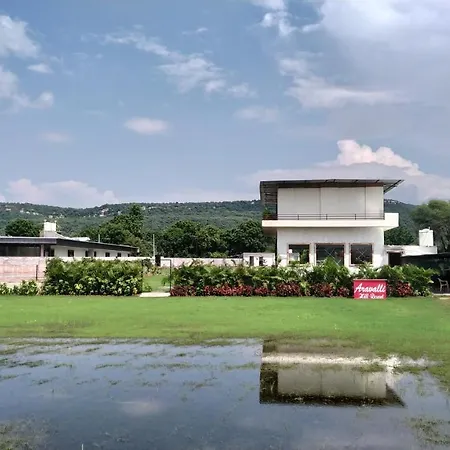 Aravalli Hill Resort-3