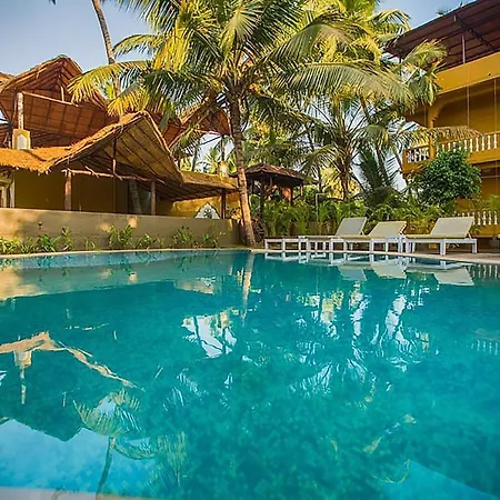 Justa Morjim Beach Resort Goa - 80 Steps From Morjim Beach-3