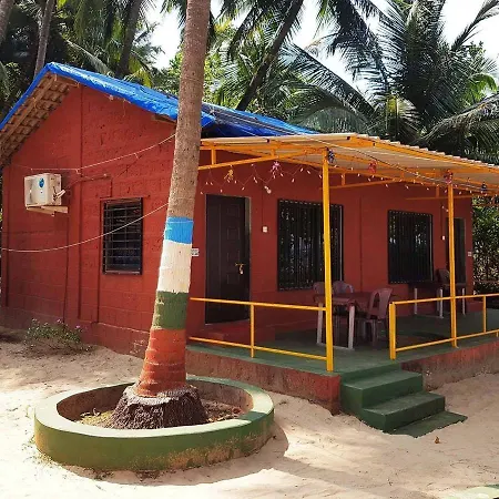 Mayekar'S Holiday Home, Chivla Beach, Malvan-3