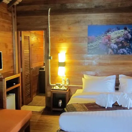 Ten Moons Lipe Resort-3