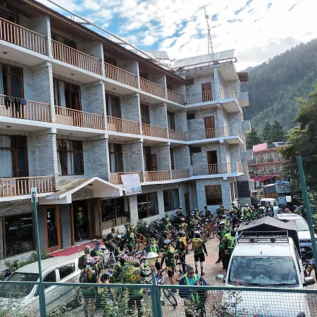 Sarthak Resorts-Reside In Nature With Best View, 9 Kms From Mall Road Manali-2