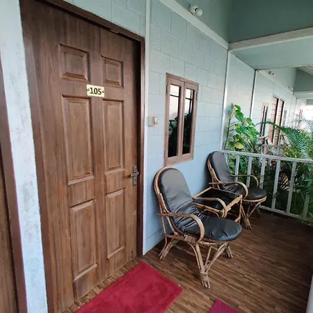 Regina'S Place-2