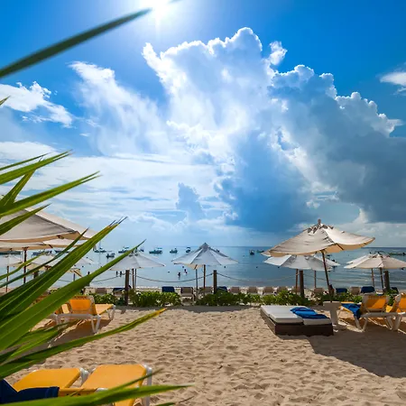 The Reef Coco Beach Resort & Spa-3