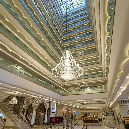 Royal Holiday Palace-2