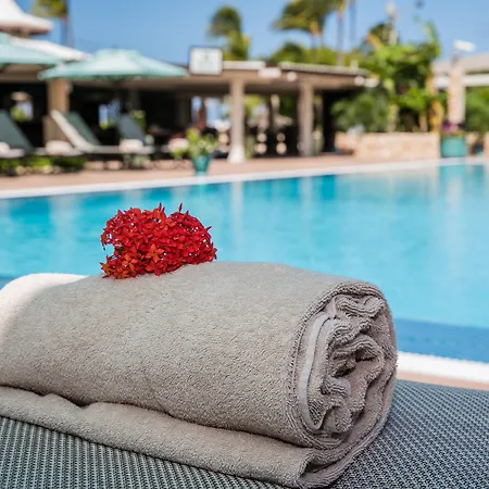 Manchebo Beach Resort And Spa-3