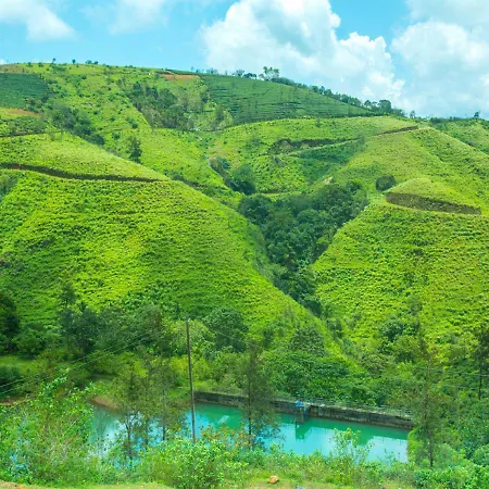 Hidden Valley Cottage Vagamon-3