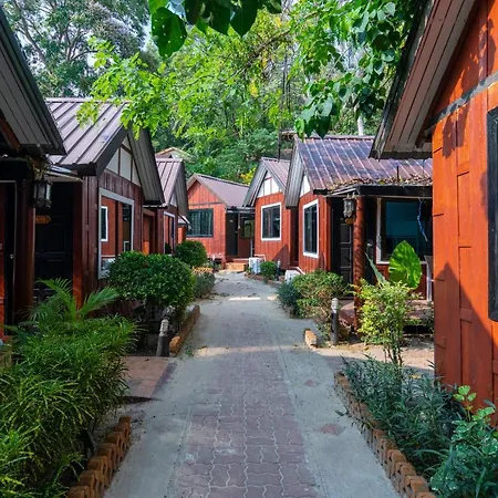 Phi Phi Long Beach Bungalow-2