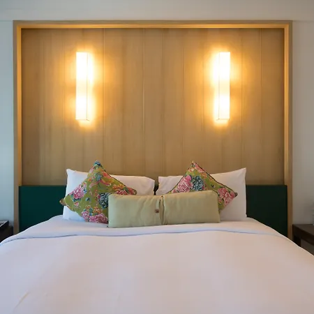 Sawaddi Patong Resort & Spa By Tolani-3