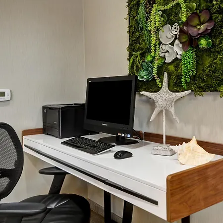 Holiday Inn Express Newport Beach By Ihg-3