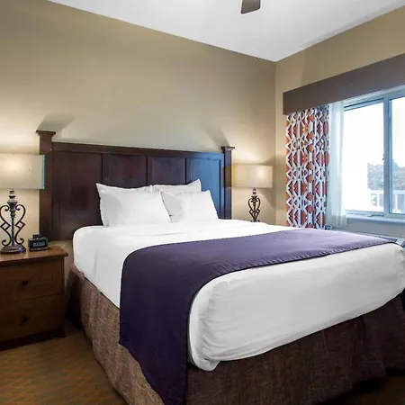 Bluegreen Vacations Odyssey Dells Resort-3