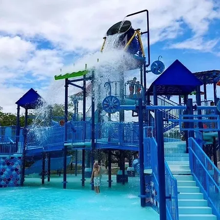 Aqualand Park E Resort-2
