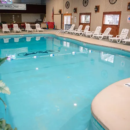 Carriage House Country Club-2
