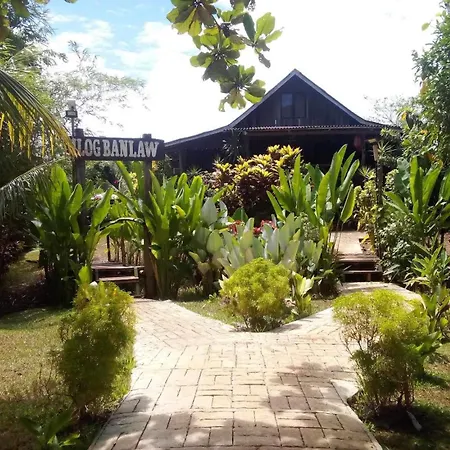 Banlaw Garden Resort-2