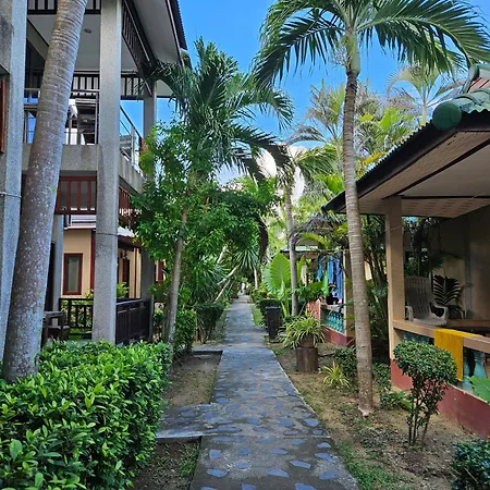 Lanta Riviera Beach Resort-2