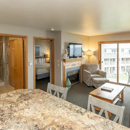 Westwood Shores Waterfront Resort-2