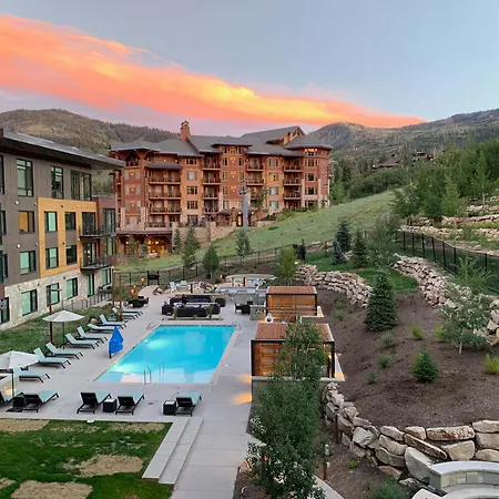 Lift 509 | True Ski-In / Ski-Out Luxury | Steps To Sunrise Gondola-3
