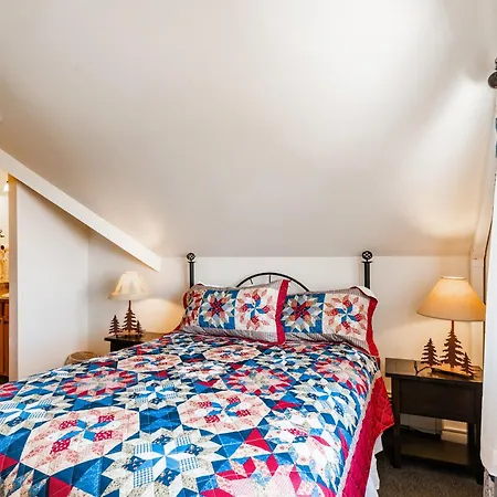 The Loft At Mountain Village By All Seasons Resort Lodging-2