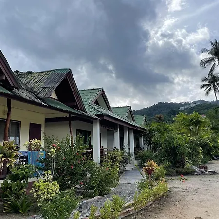 Sea Breeze Bungalow-3