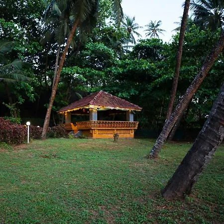 Club 7 Beach Resort-2