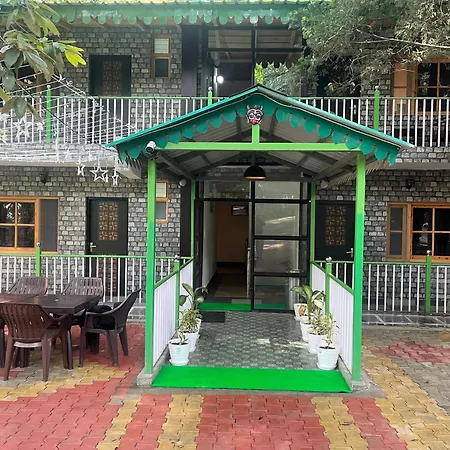 Cedar Woods Resort By Heyan Hotels-2