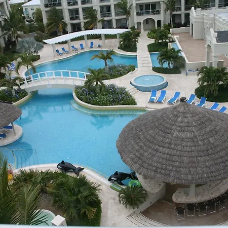 The Atrium Resort-3