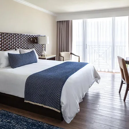 Opal Grand Oceanfront Resort & Spa-3