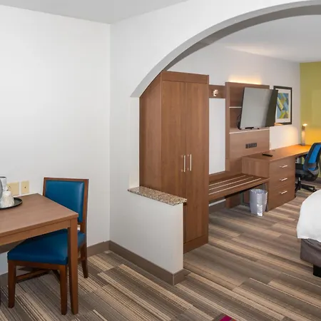 Holiday Inn Express And Suites Stroudsburg-Poconos By Ihg-2