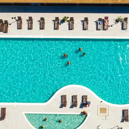 Nauticomar Resort All Inclusive & Beach Club-3