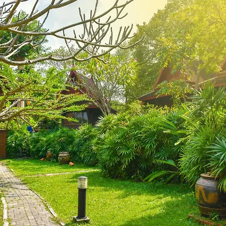 Sugar Hut Resort & Restaurant-3