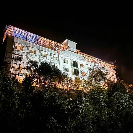 Misty Mountain Resort-3