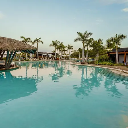 The Grand Luxxe Four Bedroom Residence Oceanview-3